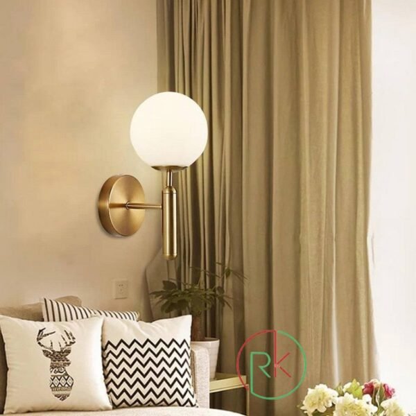 Antique Gold Ball Wall Lamp